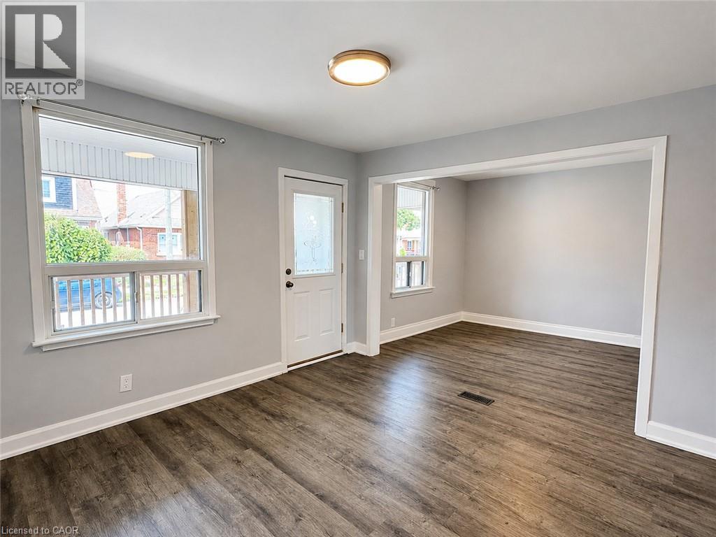 250 Weir Street N, Hamilton, Ontario  L8H 5G3 - Photo 6 - 40849813