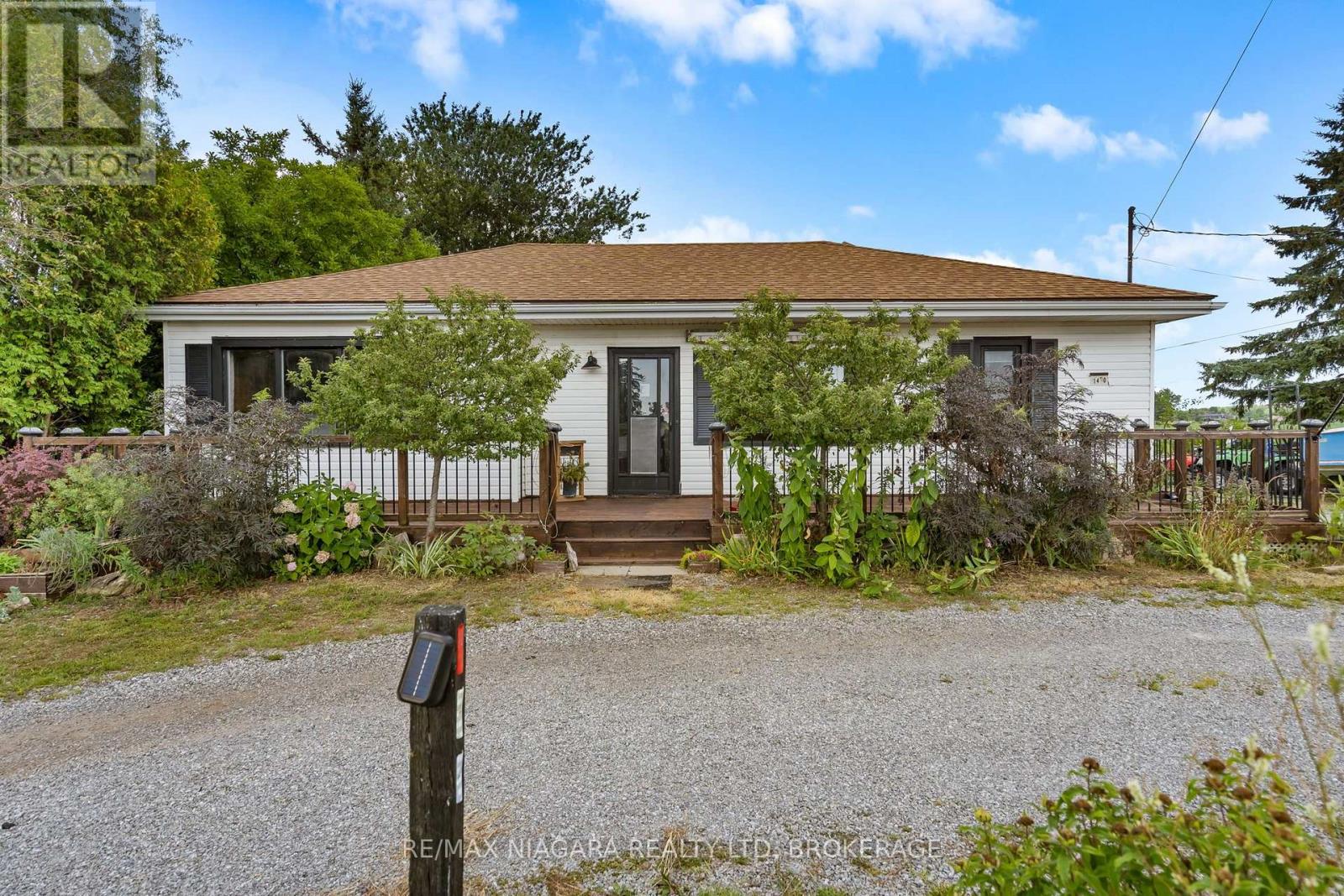 1470 Killaly Street E, Port Colborne (Sherkston), Ontario  L3K 5V3 - Photo 3 - X13696096