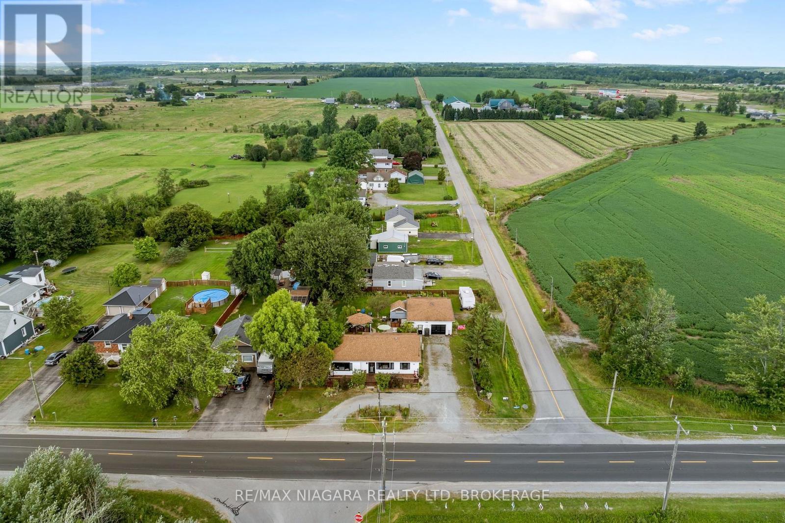 1470 Killaly Street E, Port Colborne (Sherkston), Ontario  L3K 5V3 - Photo 39 - X13696096