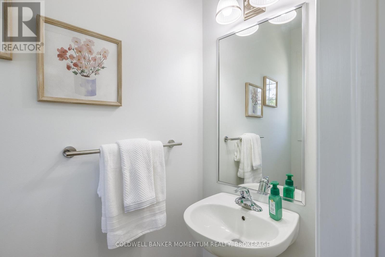1 Hilts Court, St. Catharines, Ontario  L2P 0C9 - Photo 4 - X13696150