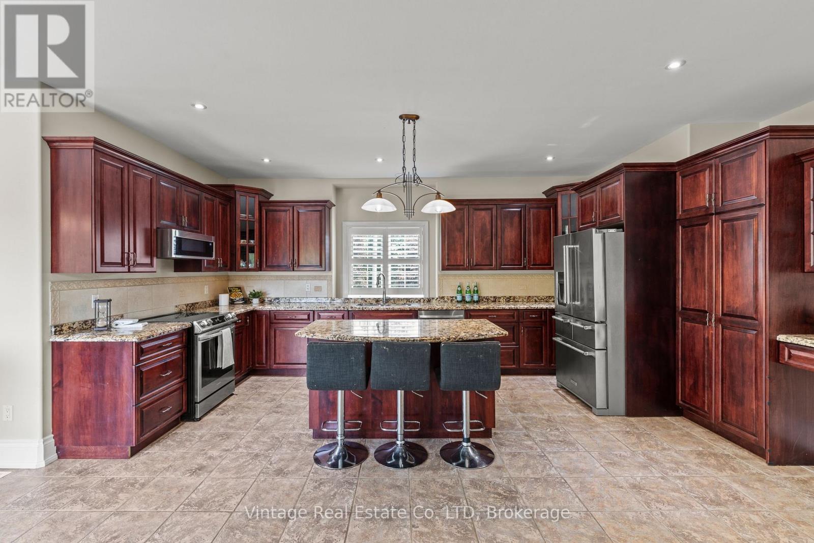 3689 Cardinal Drive, Niagara Falls (Mt. Carmel), Ontario L2H 2Y1 - Photo 9 - X13696206