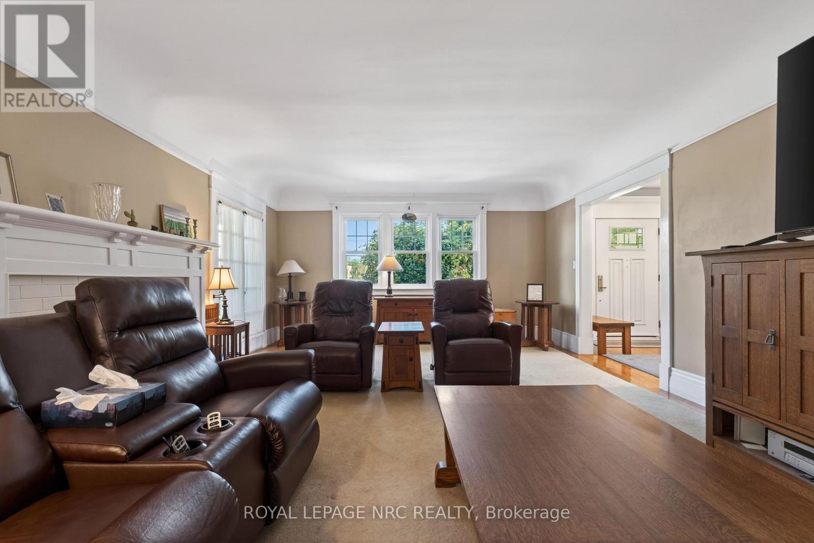 260 Main Street E, Grimsby, Ontario  L3M 1P8 - Photo 17 - X13696330