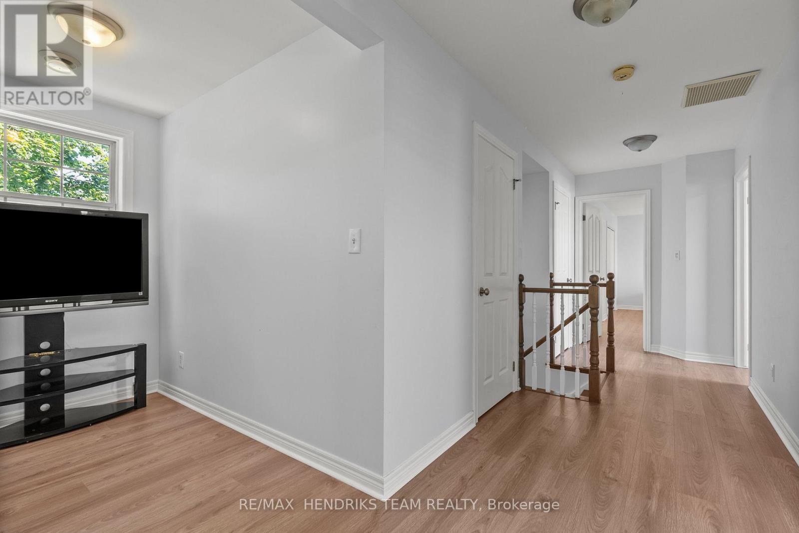 1648 Third Avenue, St. Catharines, Ontario  L2R 6P9 - Photo 17 - X13696338