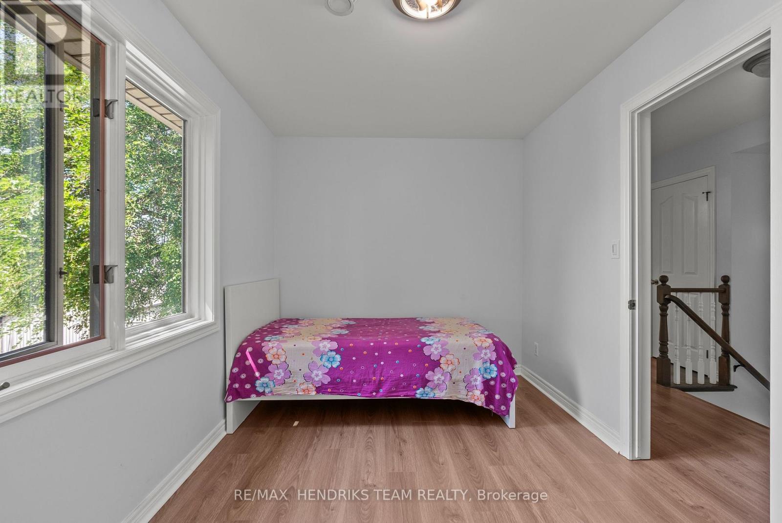 1648 Third Avenue, St. Catharines, Ontario  L2R 6P9 - Photo 21 - X13696338