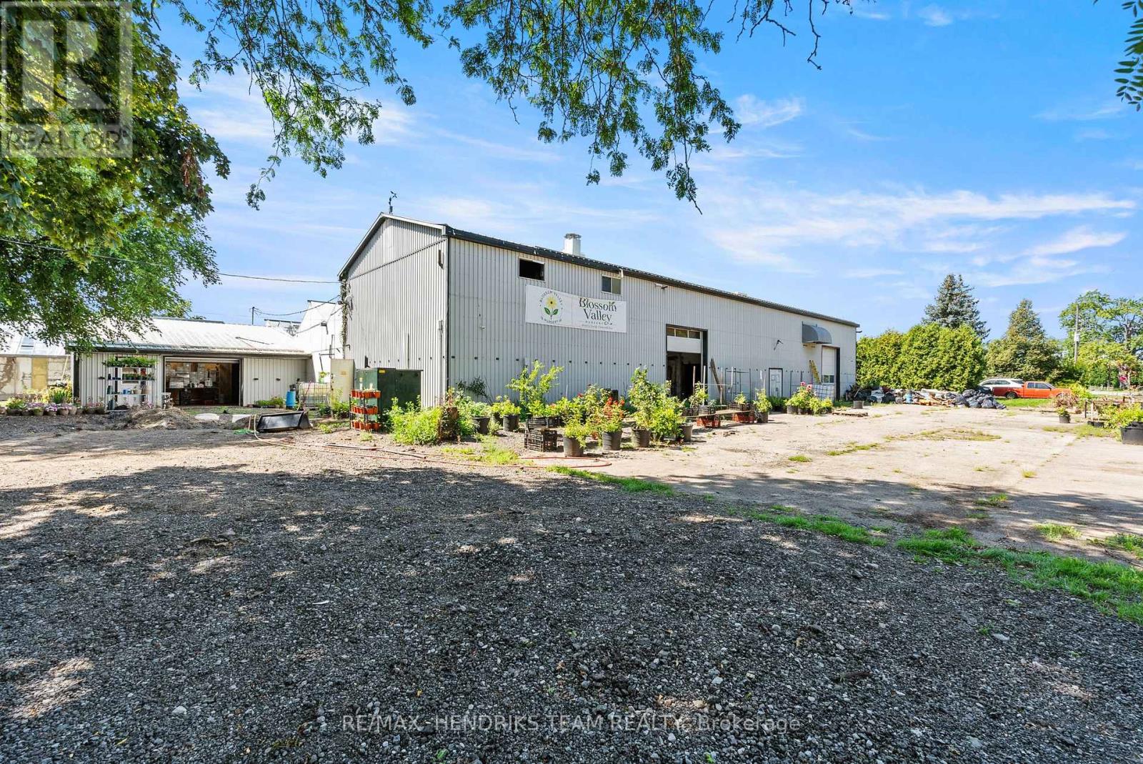 1648 Third Avenue, St. Catharines, Ontario  L2R 6P9 - Photo 30 - X13696338