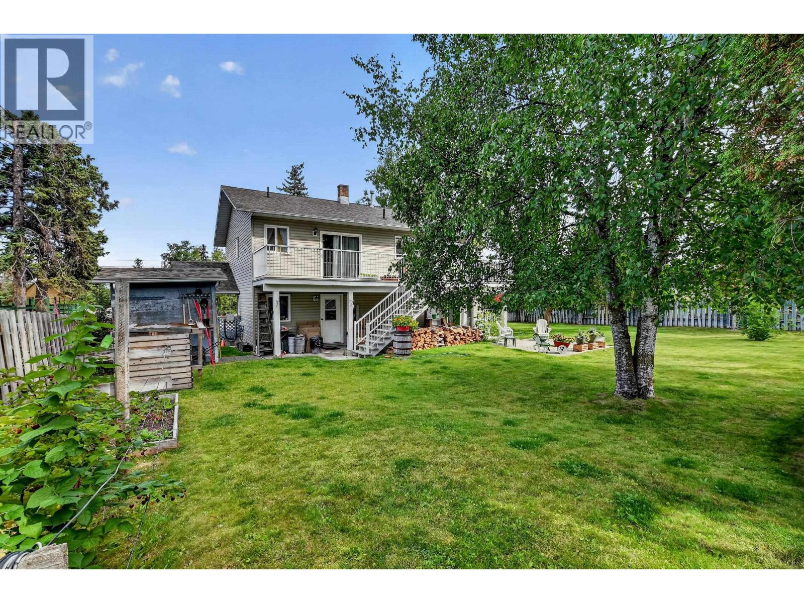130 4th Street, Vanderhoof, British Columbia  V0J 3A0 - Photo 31 - R3157520
