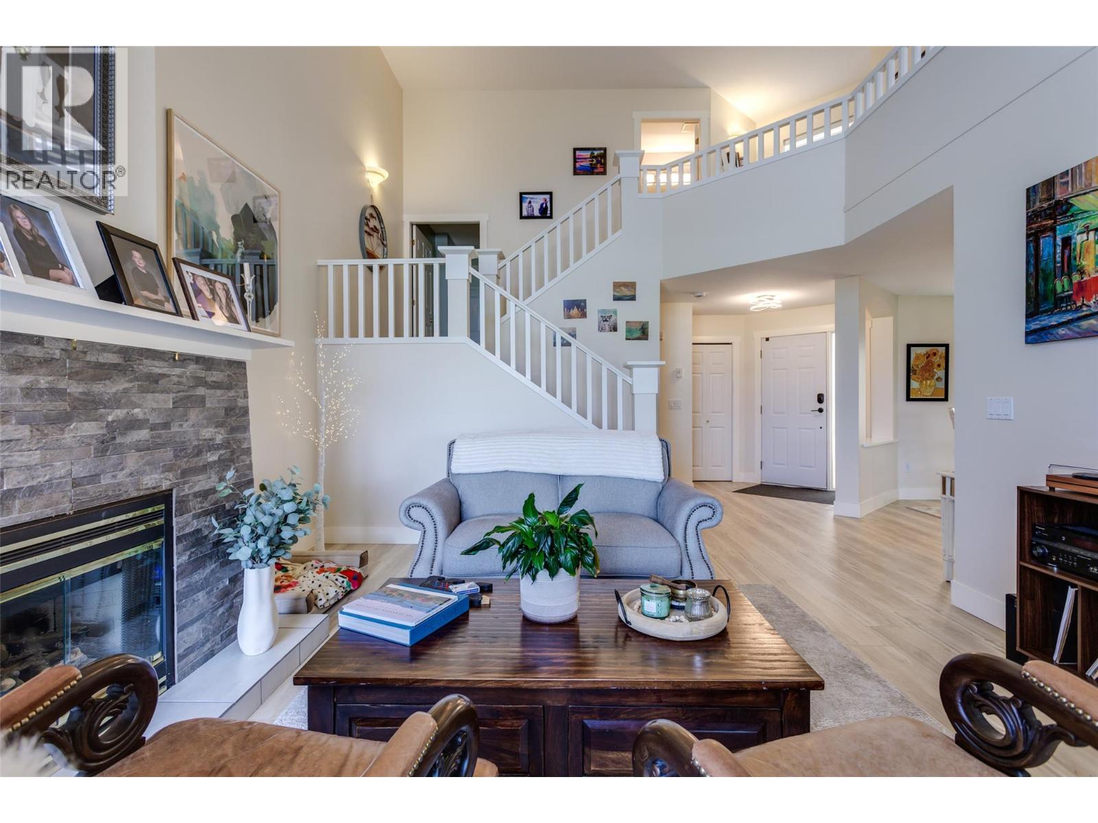 2361 Capistrano Drive, Kelowna, British Columbia  V1V 2A6 - Photo 9 - 10397928