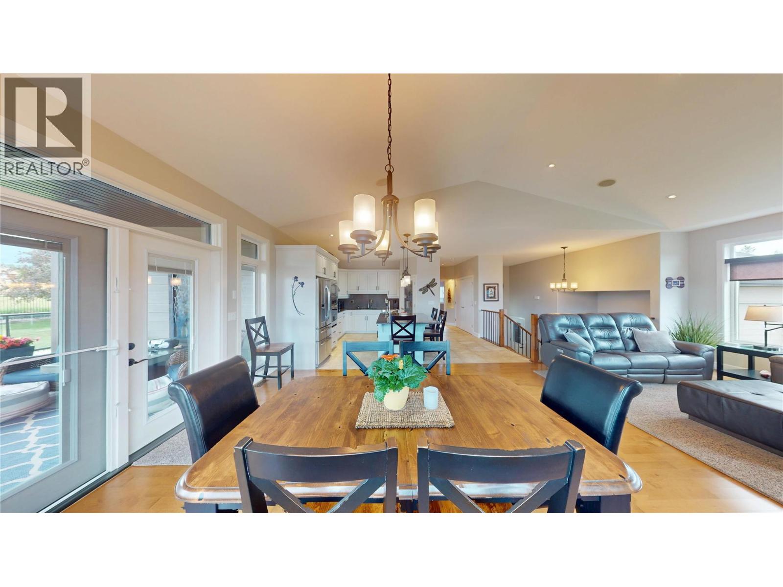 808 22nd Avenue S, Cranbrook, British Columbia  V1C 6Y7 - Photo 12 - 10393587