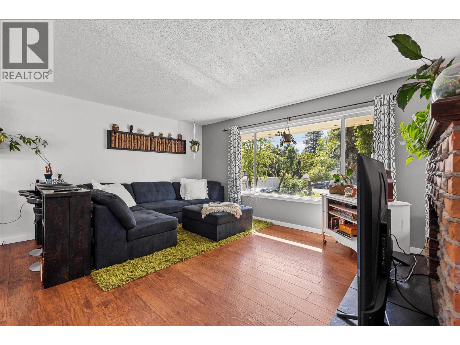 4671 Fordham Road, Kelowna, British Columbia  V1W 1P1 - Photo 4 - 10398263