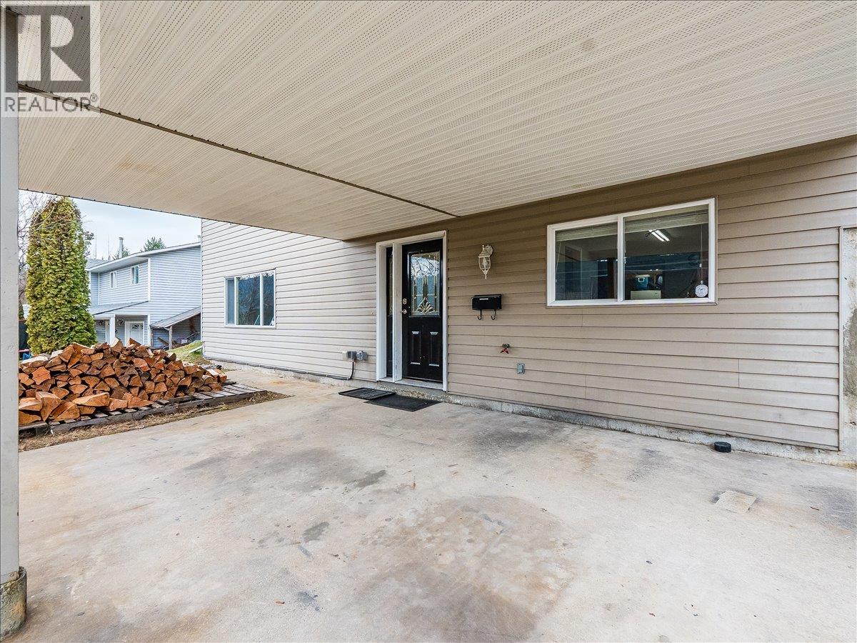 3701 9th Avenue, Castlegar, British Columbia V1N 3T3 - Photo 50 - 10398210