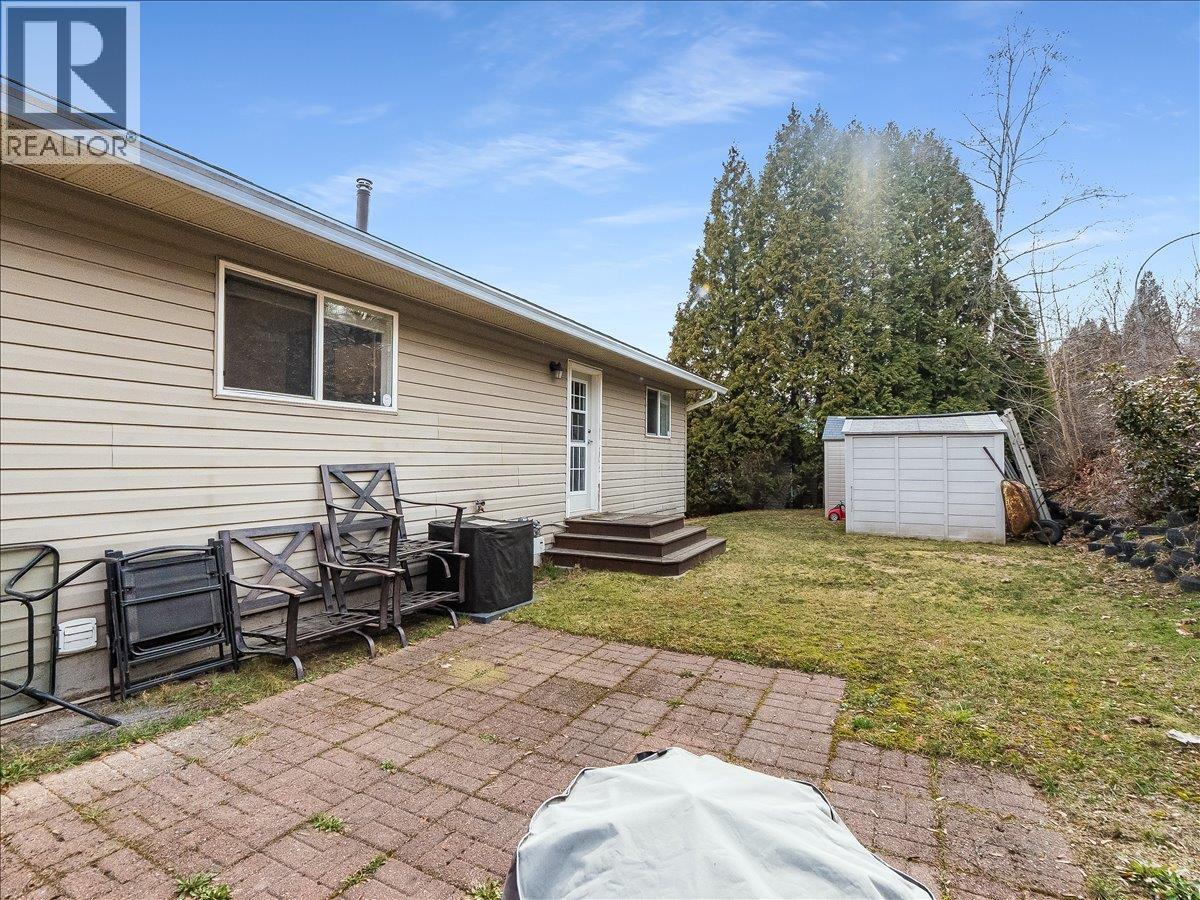 3701 9th Avenue, Castlegar, British Columbia V1N 3T3 - Photo 54 - 10398210