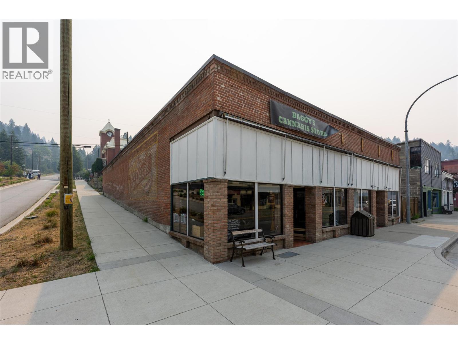 302 Copper Avenue S, greenwood, British Columbia V0H1J0