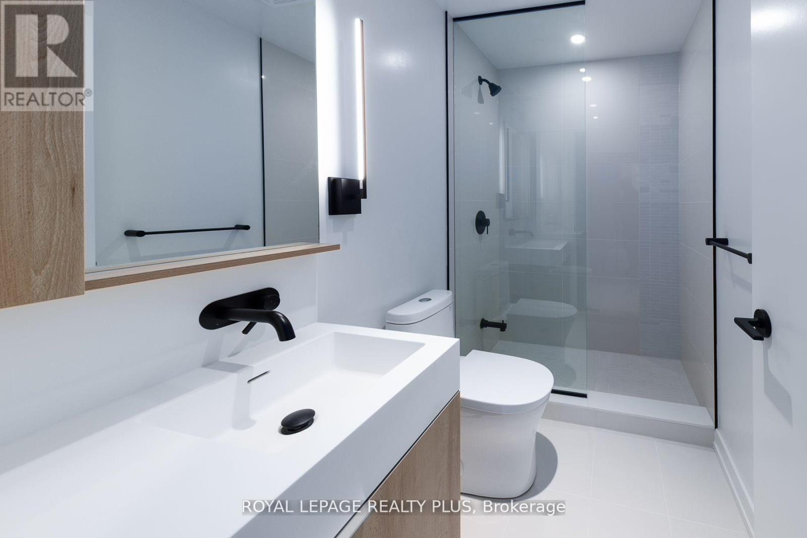206s - 127 Broadway Avenue S, Toronto, Ontario  N4P 1V4 - Photo 11 - C13696032