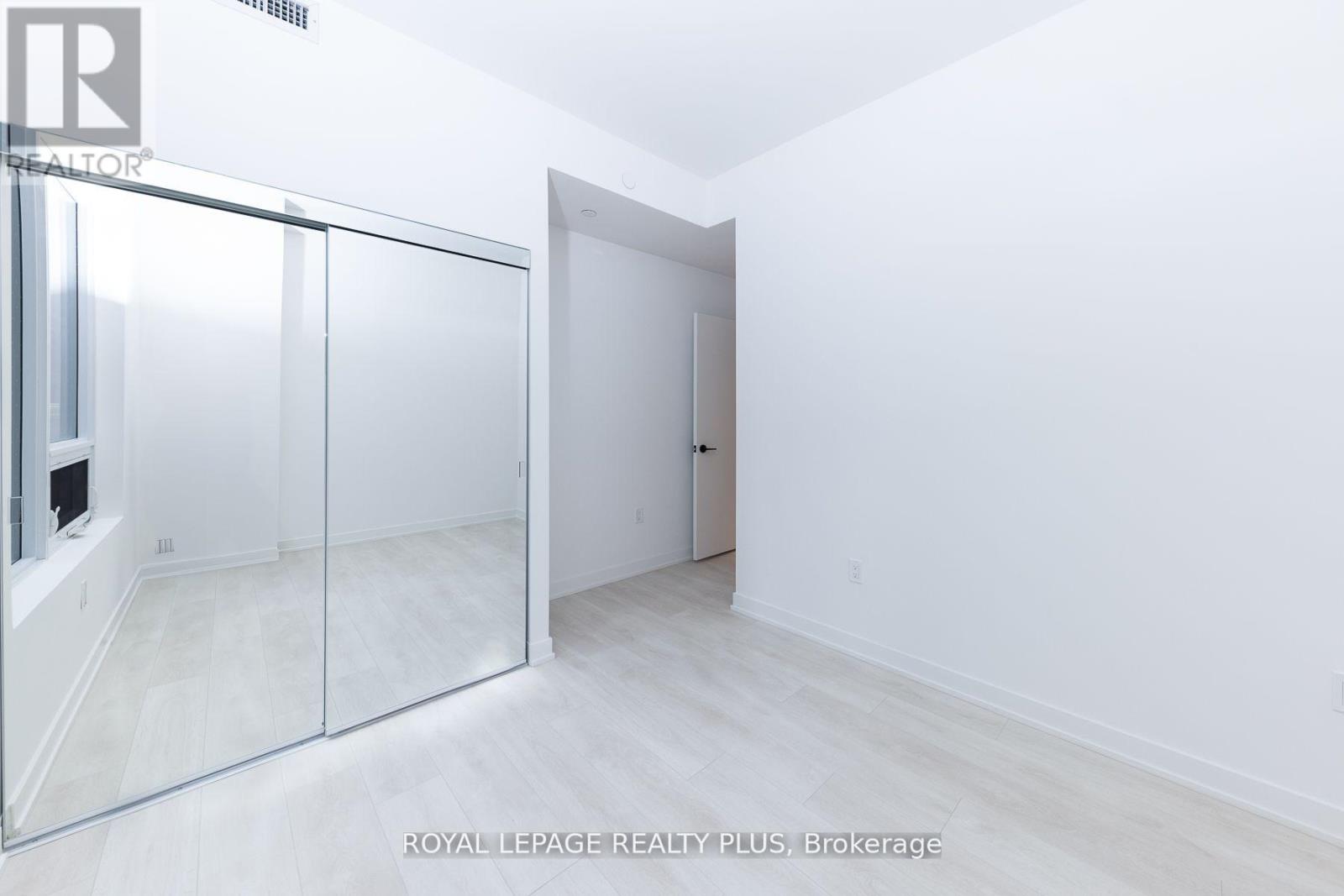 206s - 127 Broadway Avenue S, Toronto, Ontario  N4P 1V4 - Photo 16 - C13696032