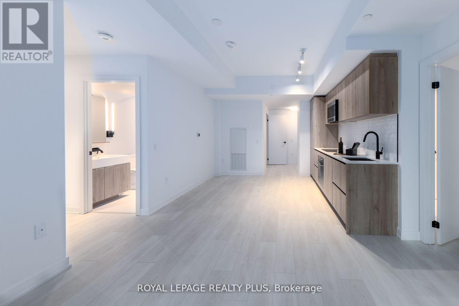206s - 127 Broadway Avenue S, Toronto, Ontario  N4P 1V4 - Photo 8 - C13696032