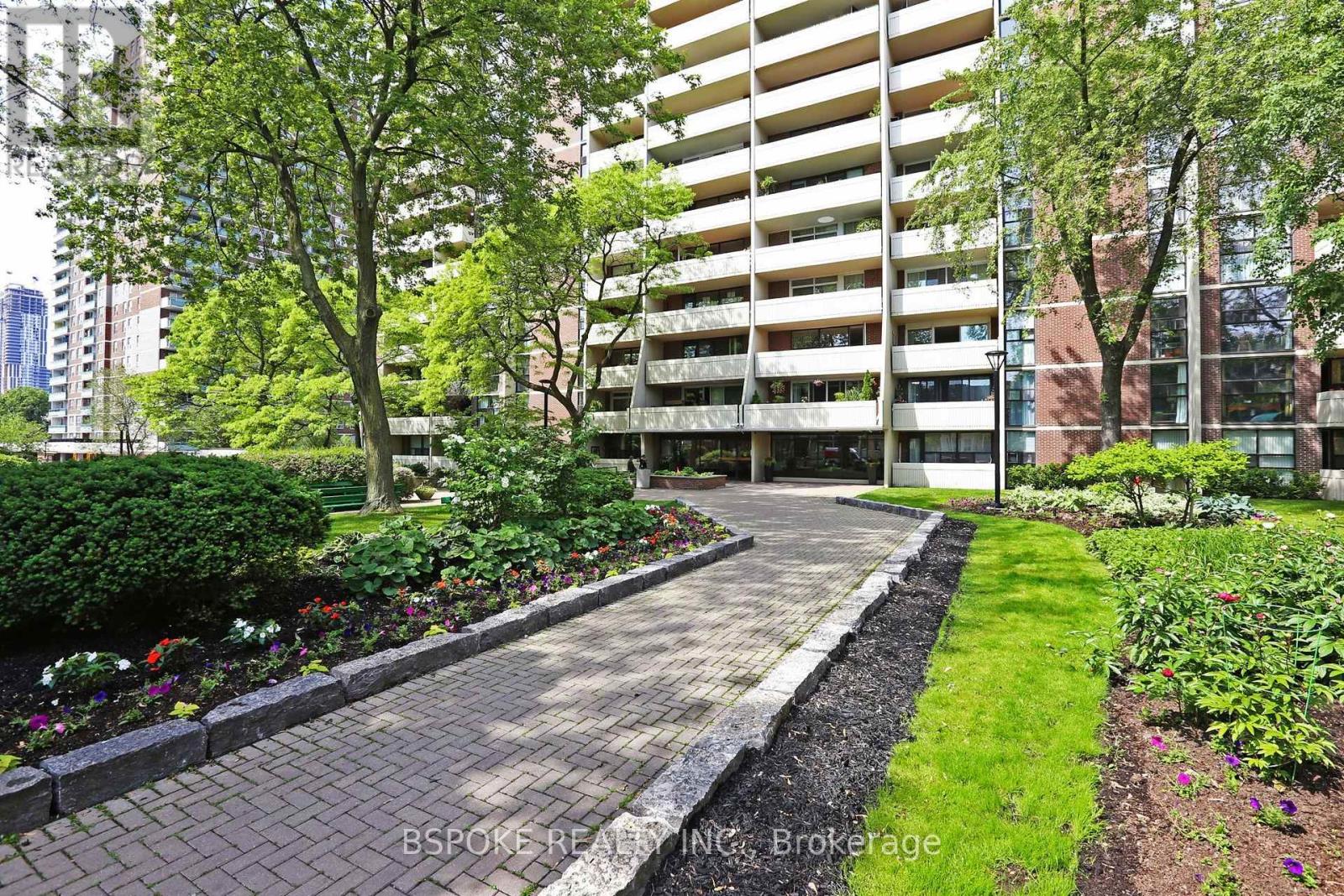 609 - 40 Homewood Avenue, Toronto, Ontario  M4Y 2K2 - Photo 3 - C13696174