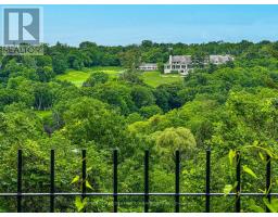 35 BAYVIEW RIDGE, Toronto, Ontario