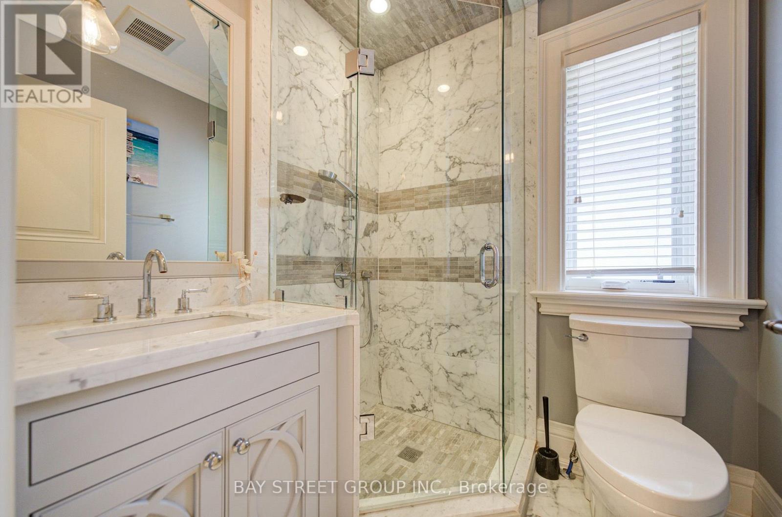 154 Munro Boulevard, Toronto, Ontario  M2P 1C8 - Photo 22 - C13696194