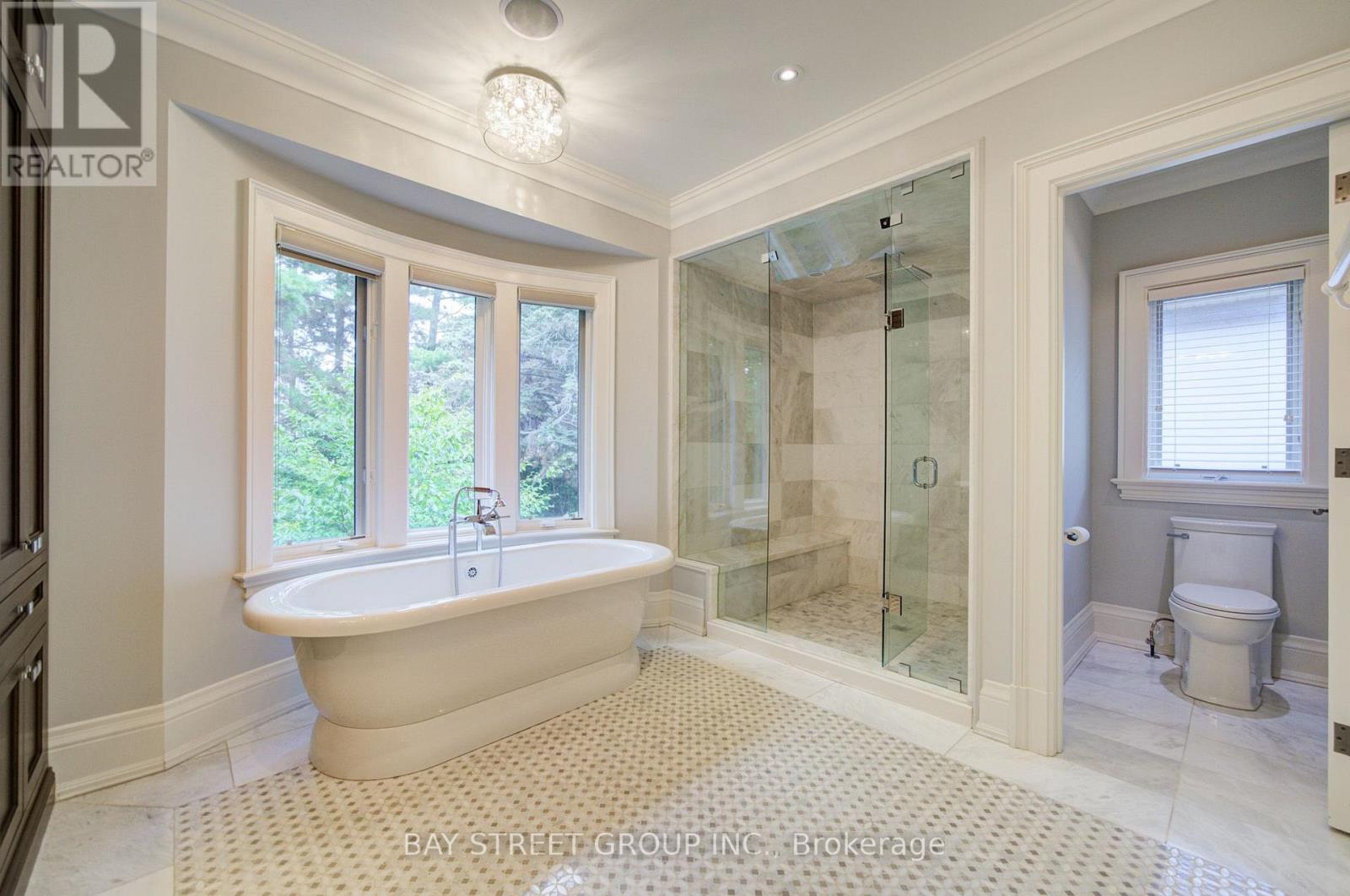 154 Munro Boulevard, Toronto, Ontario  M2P 1C8 - Photo 34 - C13696194