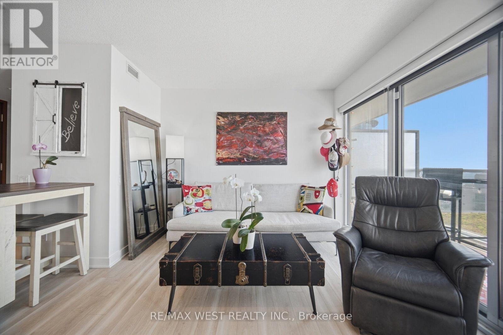 1602 - 17 Bathurst Street, Toronto, Ontario  M5V 0N1 - Photo 12 - C13696224