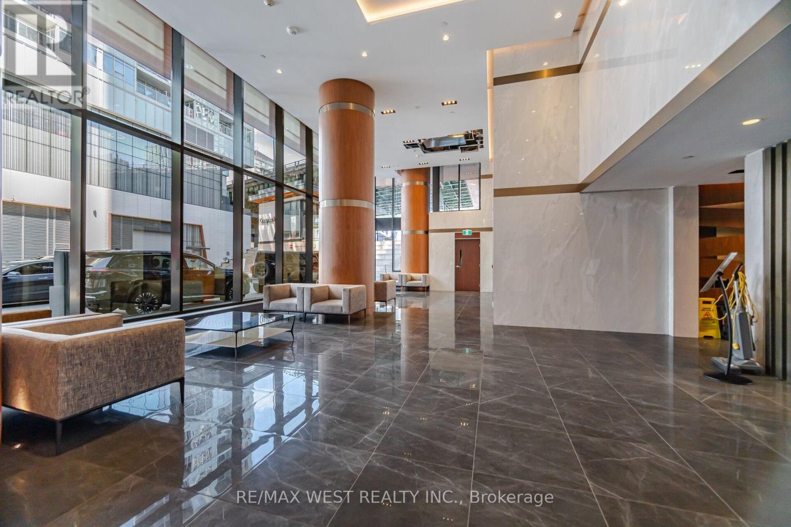 1602 - 17 Bathurst Street, Toronto, Ontario  M5V 0N1 - Photo 2 - C13696224
