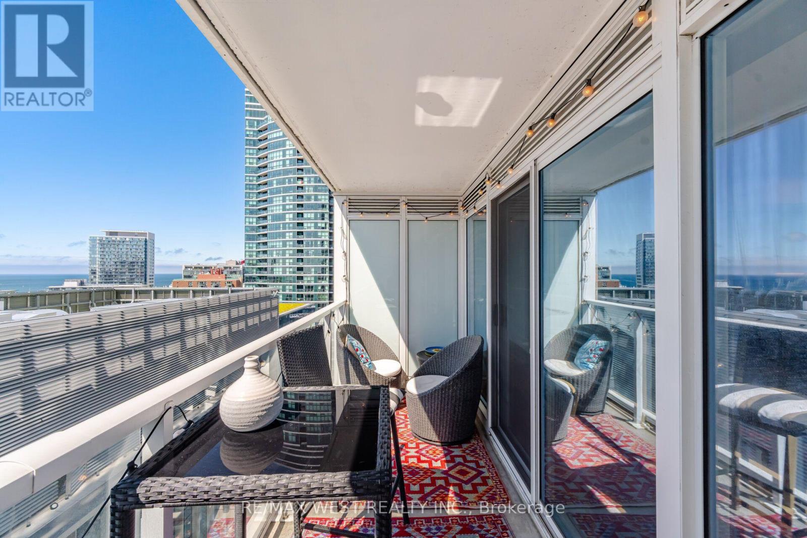 1602 - 17 Bathurst Street, Toronto, Ontario  M5V 0N1 - Photo 29 - C13696224