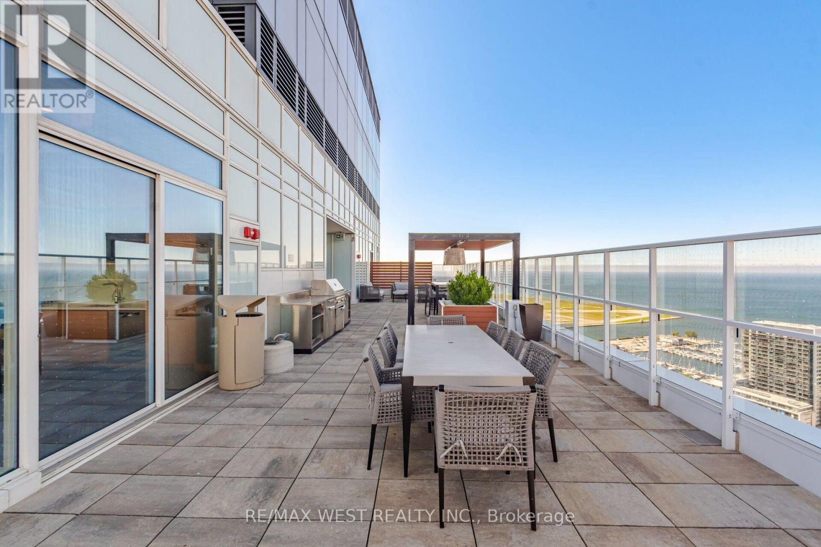 1602 - 17 Bathurst Street, Toronto, Ontario  M5V 0N1 - Photo 35 - C13696224
