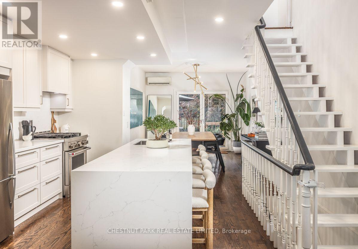 91 Alcorn Avenue, Toronto, Ontario  M4V 1E5 - Photo 6 - C13696252