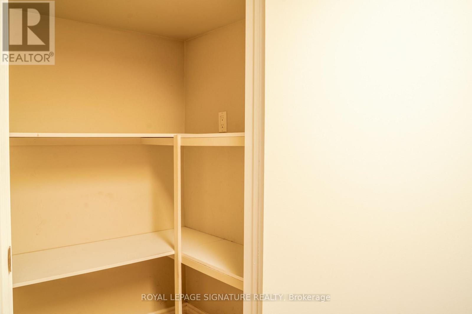 Bsmt - 180 Leyton Avenue, Toronto, Ontario  M1L 3V6 - Photo 10 - E13696078
