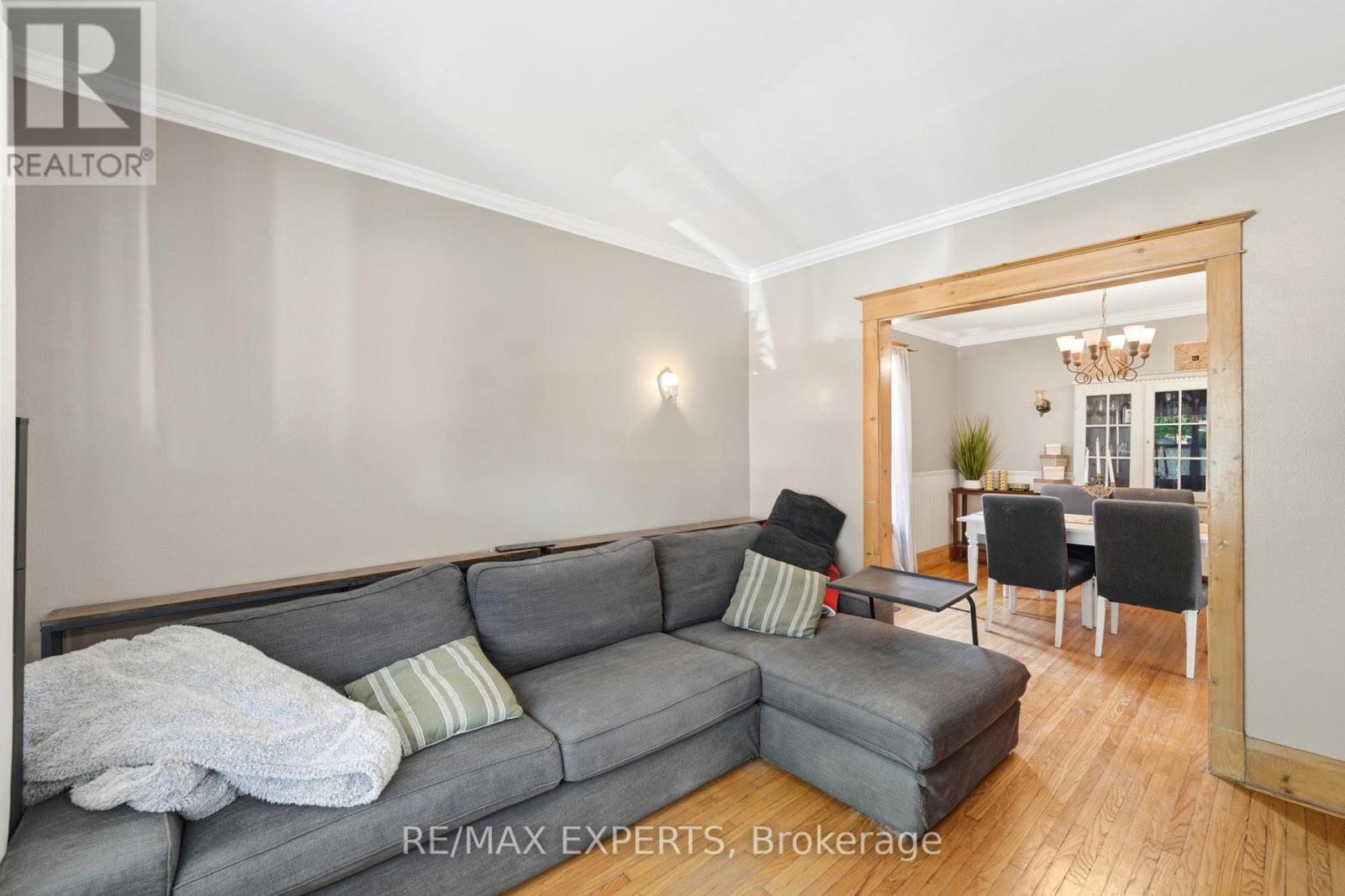18 Rowe Street, Oshawa, Ontario  L1H 5P5 - Photo 11 - E13696282