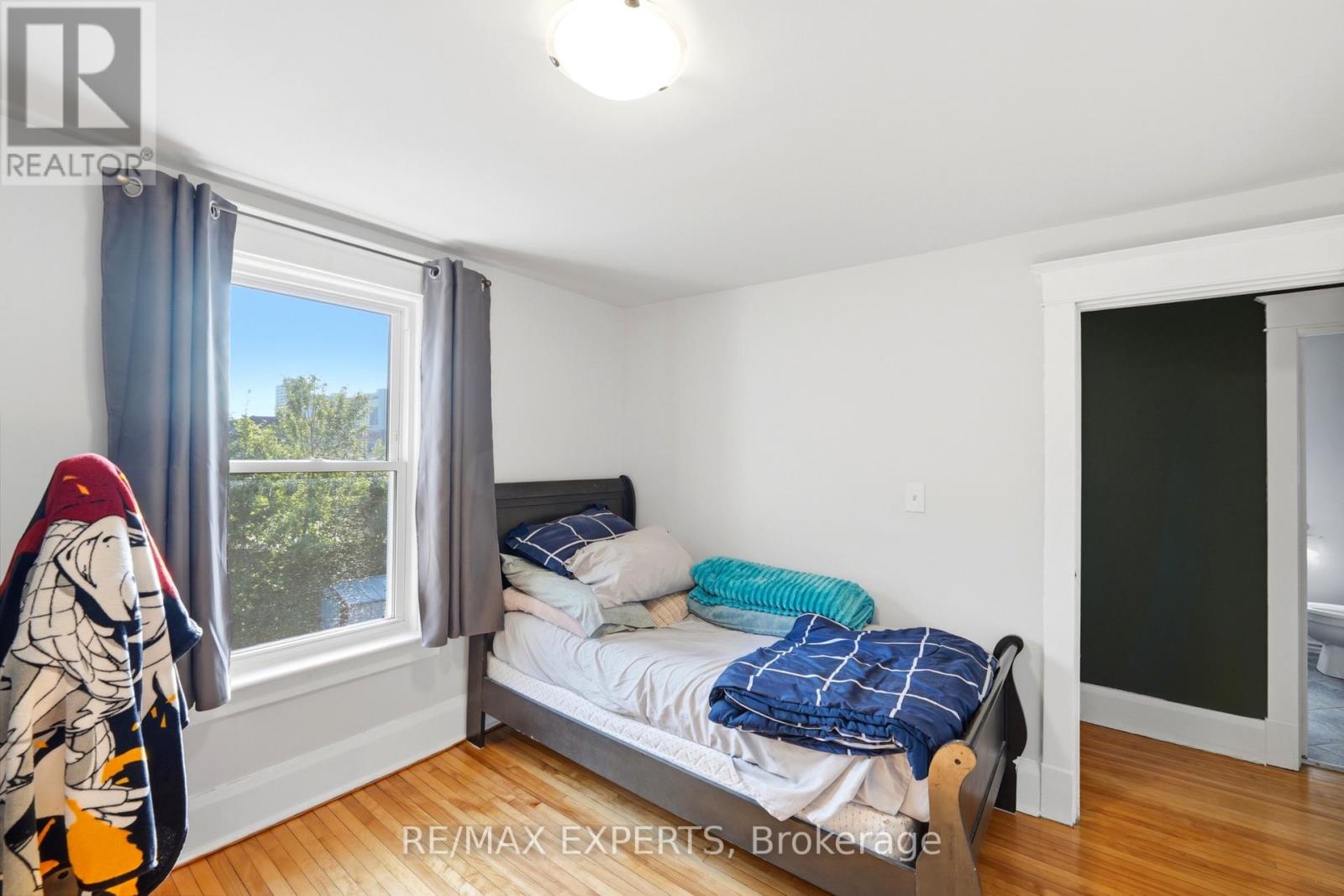18 Rowe Street, Oshawa, Ontario  L1H 5P5 - Photo 26 - E13696282