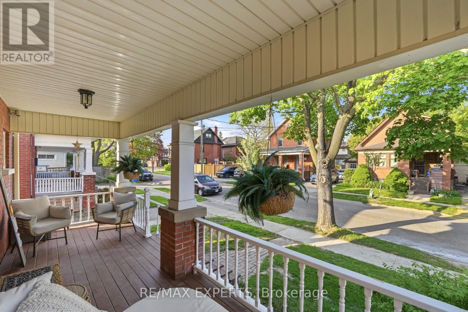 18 Rowe Street, Oshawa, Ontario  L1H 5P5 - Photo 5 - E13696282
