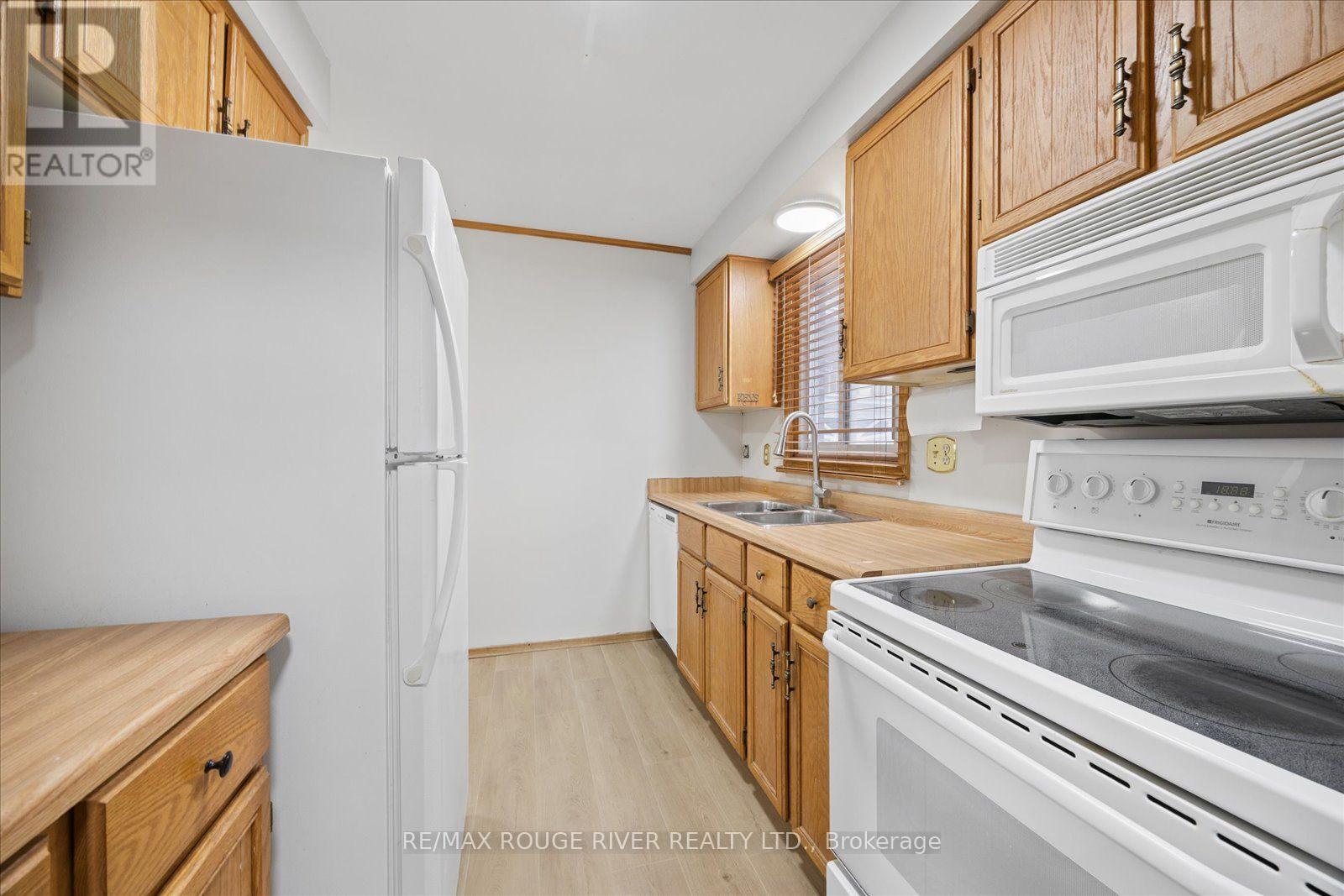 Main - 856 Meadowhill Court, Oshawa, Ontario  L1K 1X5 - Photo 14 - E13696324