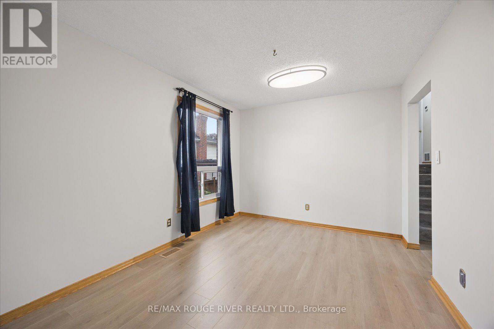 Main - 856 Meadowhill Court, Oshawa, Ontario  L1K 1X5 - Photo 9 - E13696324