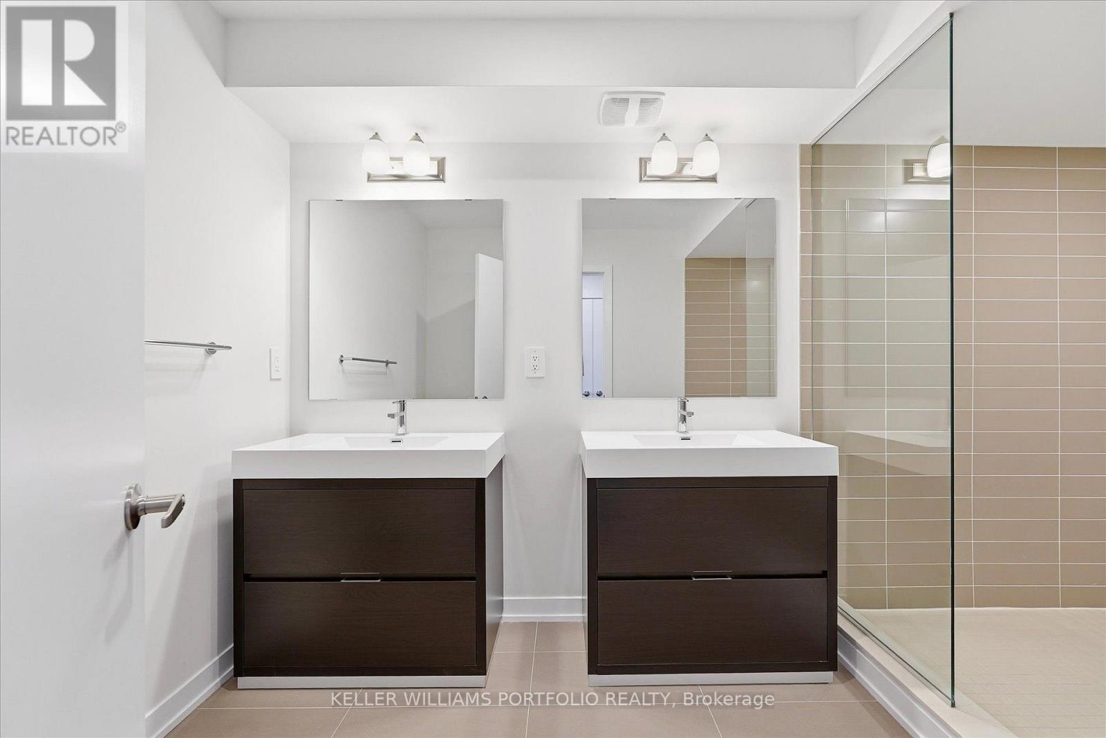 372 Lawrence Heights Way, Toronto, Ontario  M6A 0E8 - Photo 30 - C13694564