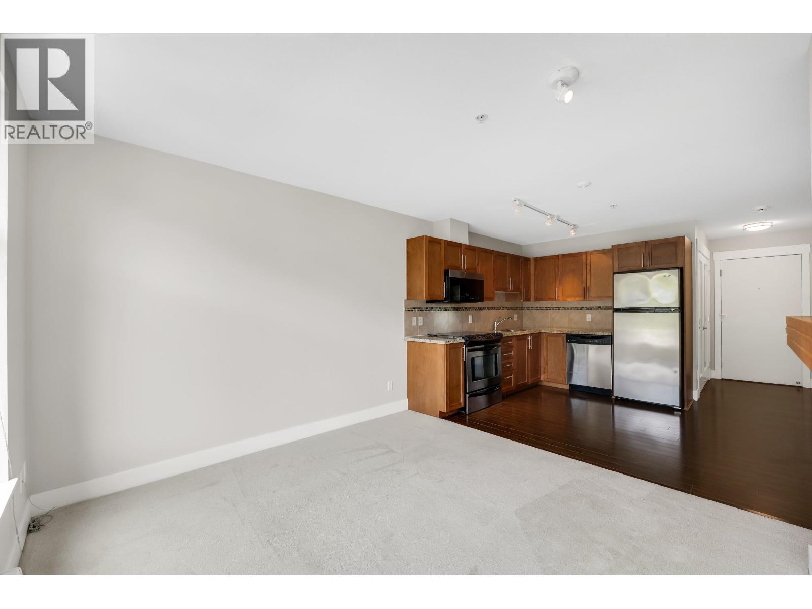 305 1211 Village Green Way, Squamish, British Columbia  V8B 0R7 - Photo 6 - R3157438