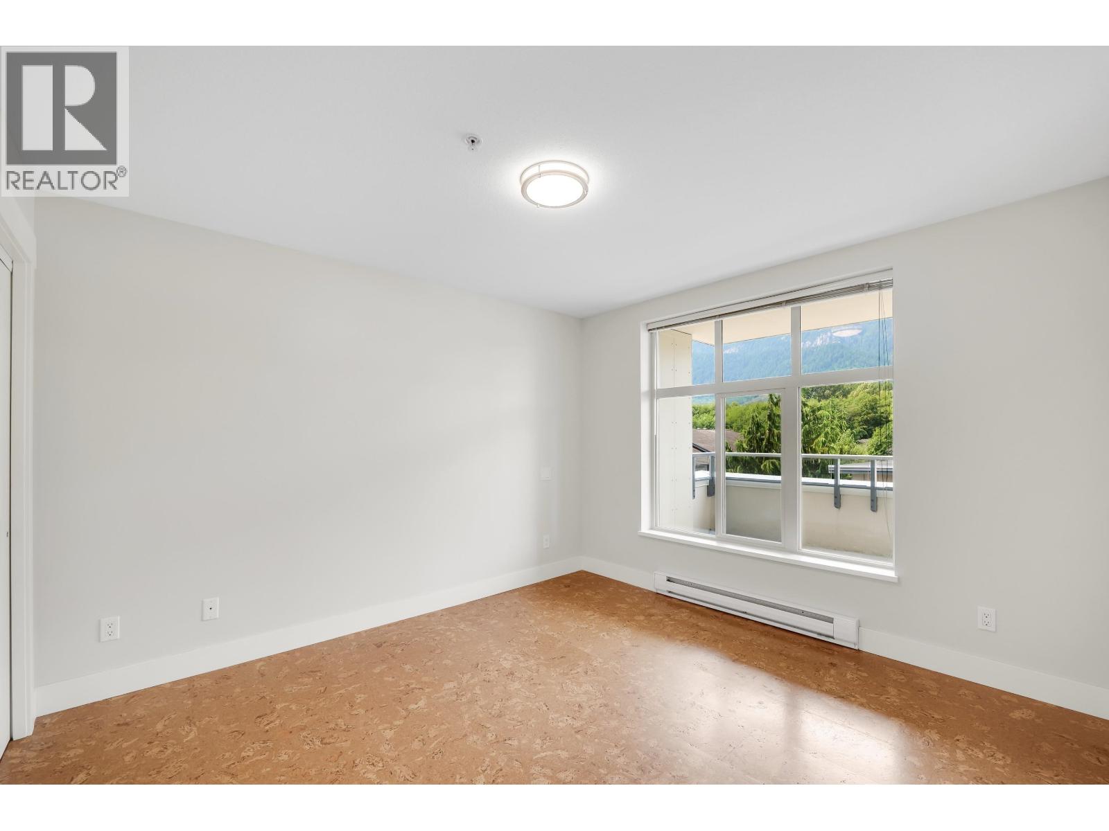 305 1211 Village Green Way, Squamish, British Columbia  V8B 0R7 - Photo 9 - R3157438