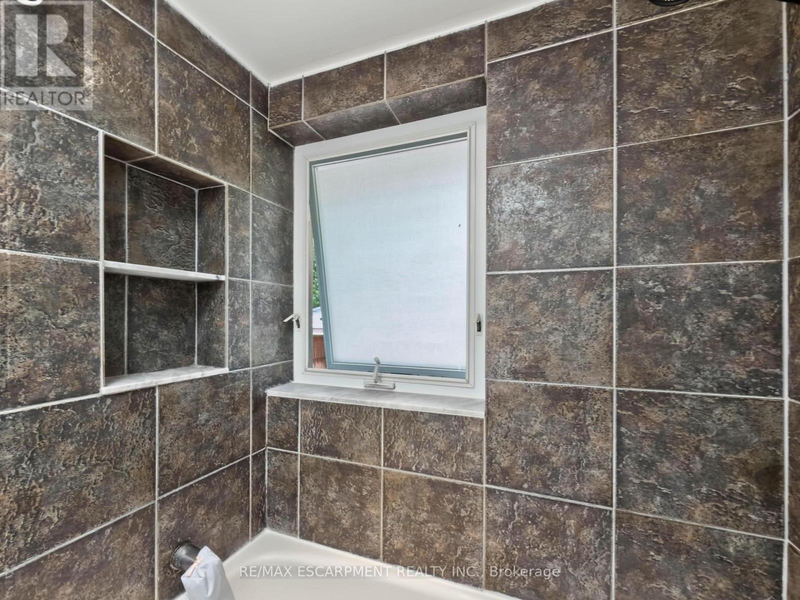 1239 Baldwin Drive, Oakville, Ontario  L6J 2W4 - Photo 19 - W13695820