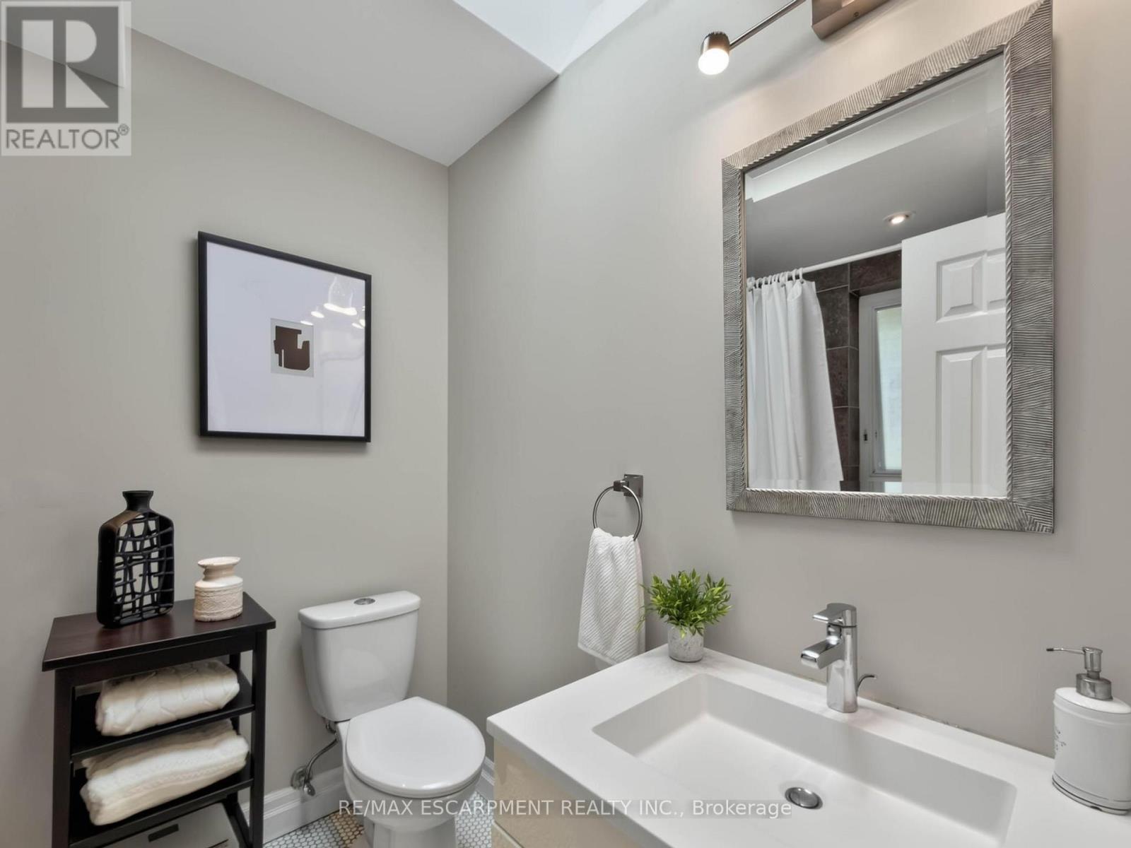 1239 Baldwin Drive, Oakville, Ontario  L6J 2W4 - Photo 18 - W13695820
