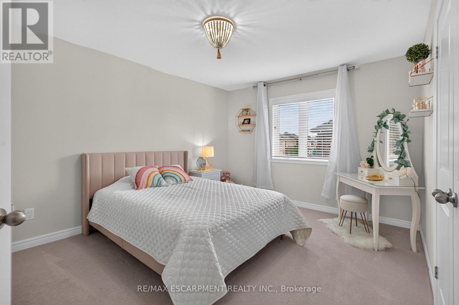 5 Narbonne Crescent, Hamilton, Ontario  L8G 0J8 - Photo 38 - X13524342