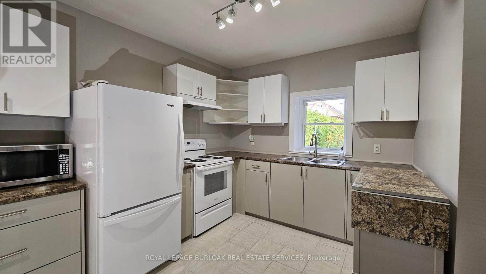 196 Ray Street N, Hamilton, Ontario  L8R 2Y2 - Photo 9 - X13574218