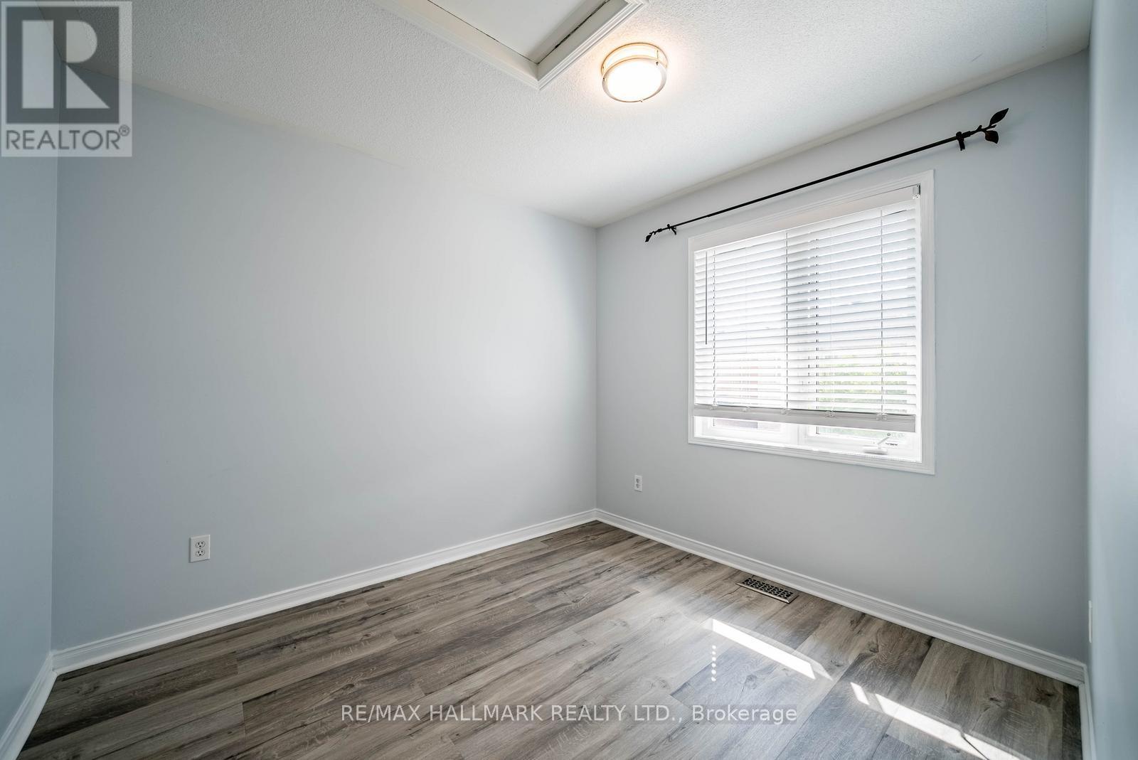 Coach House - 29 Hosta Avenue, Markham, Ontario  L6B 0J9 - Photo 12 - N13696062
