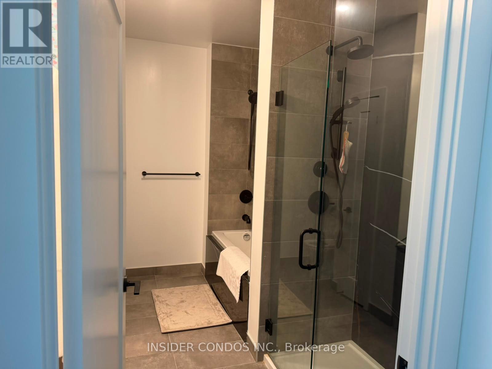 1402 - 8888 Yonge Street, Richmond Hill (South Richvale), Ontario  L4C 6Z1 - Photo 8 - N13696172