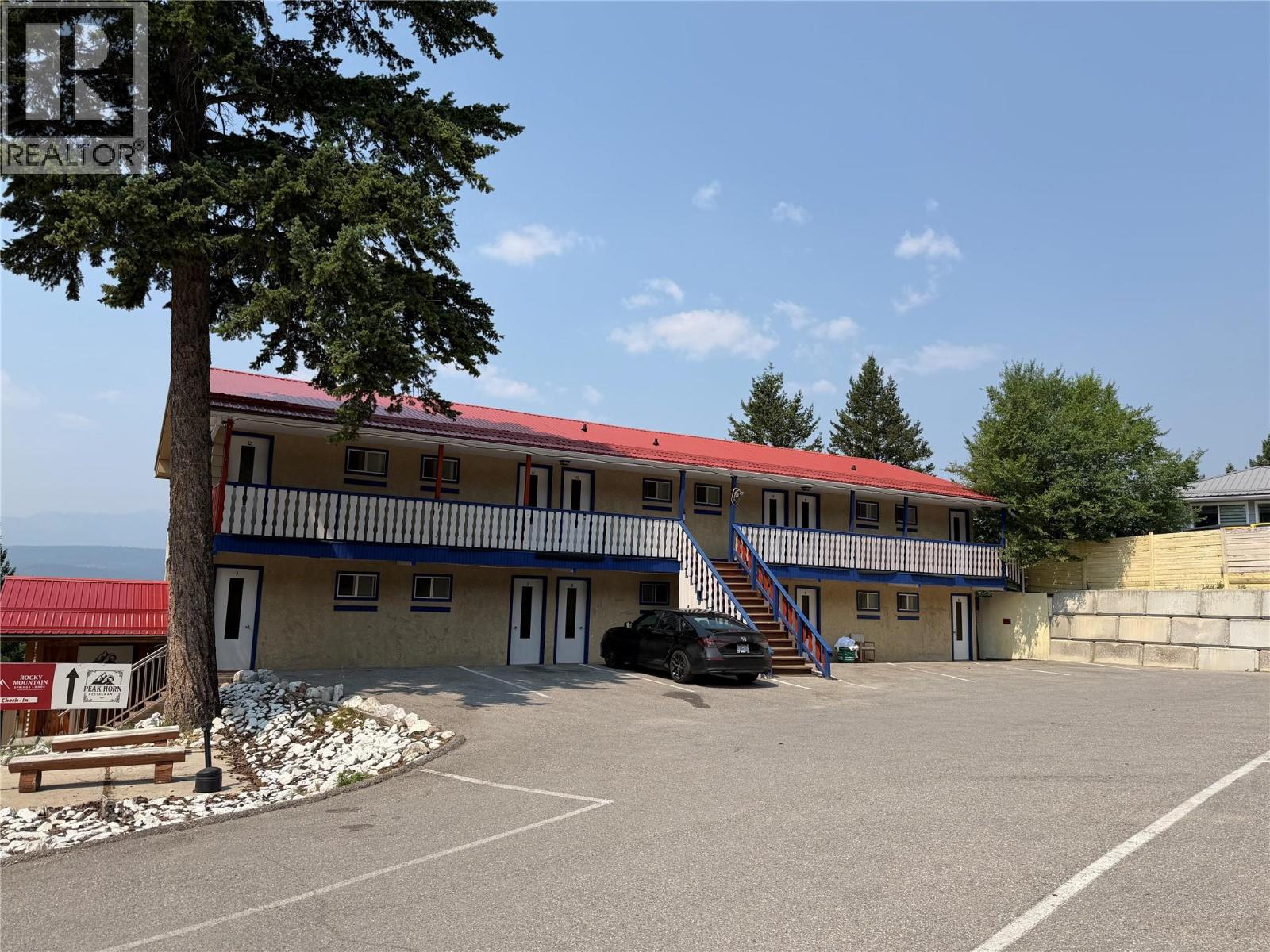 5067 MADSEN Road, Radium Hot Springs, British Columbia