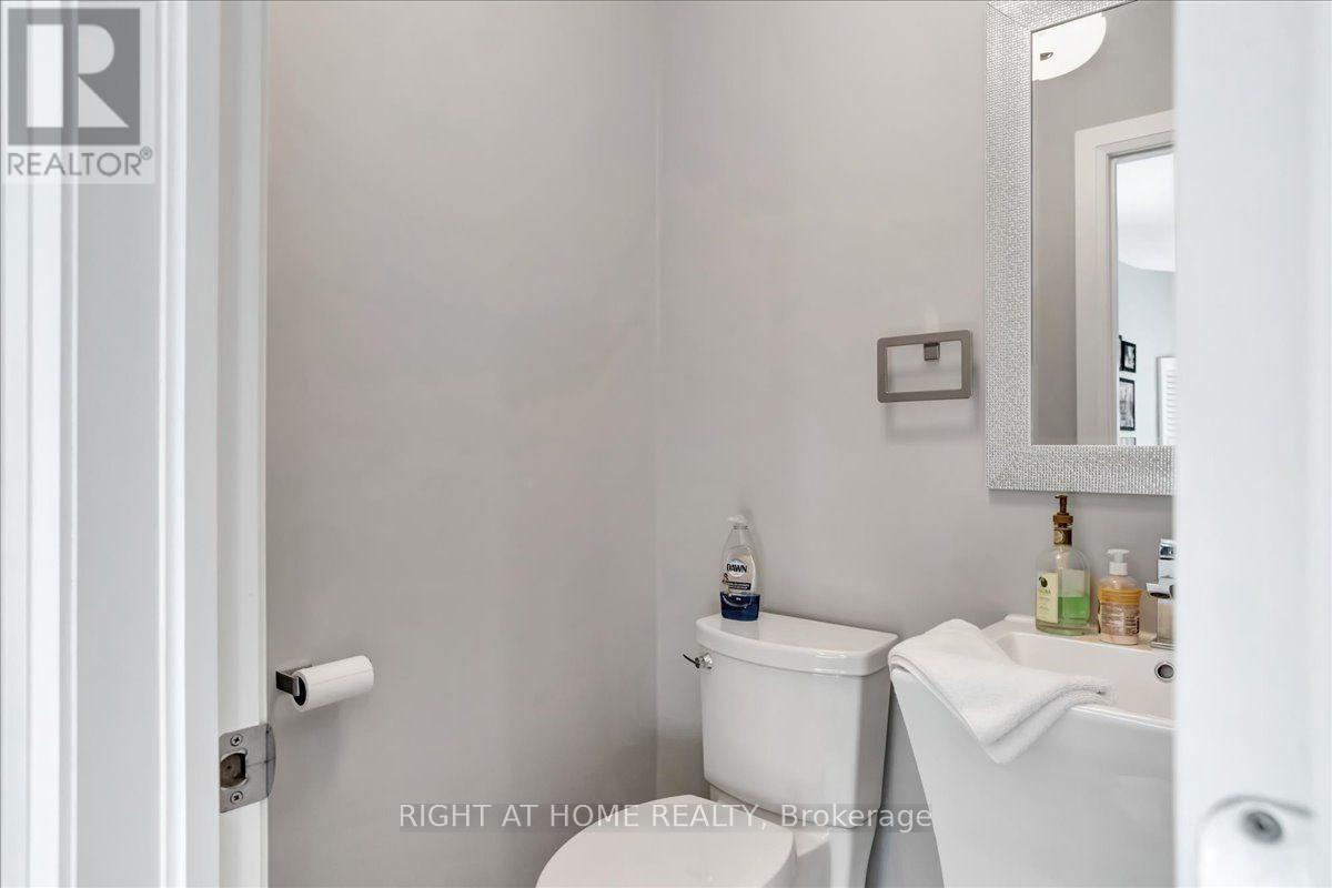 88 Cook Street, Barrie (Codrington), Ontario  L4M 4G6 - Photo 8 - S13696070