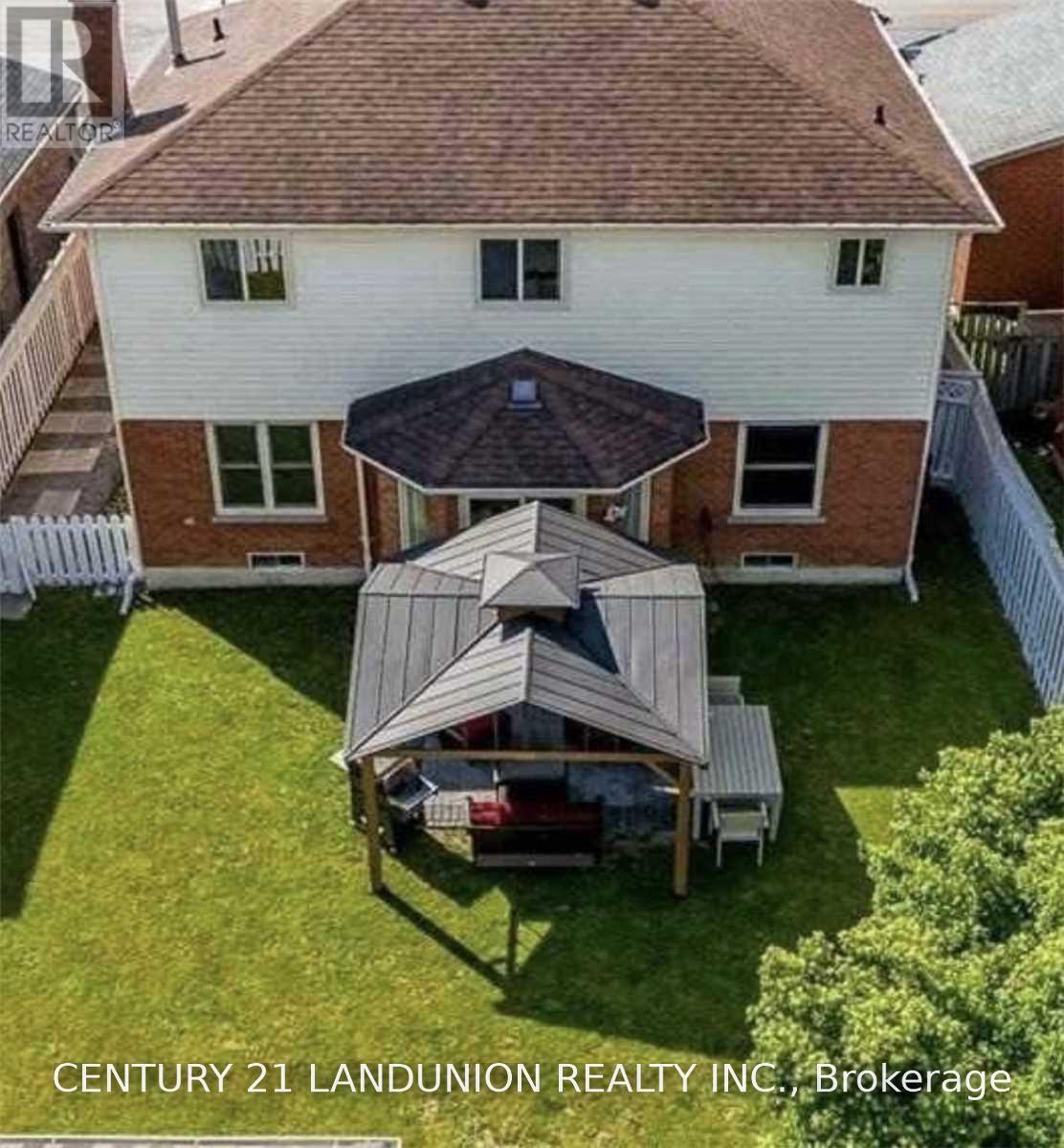 136 Livingstone Street W, Barrie (West Bayfield), Ontario  L4N 7J4 - Photo 16 - S13696164