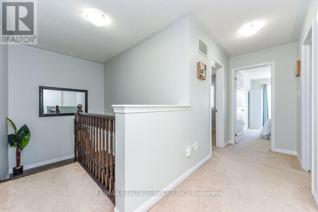 22 Robert Parkinson Drive W, Brampton, Ontario L7A 0Y3 - Photo 20 - W13693704