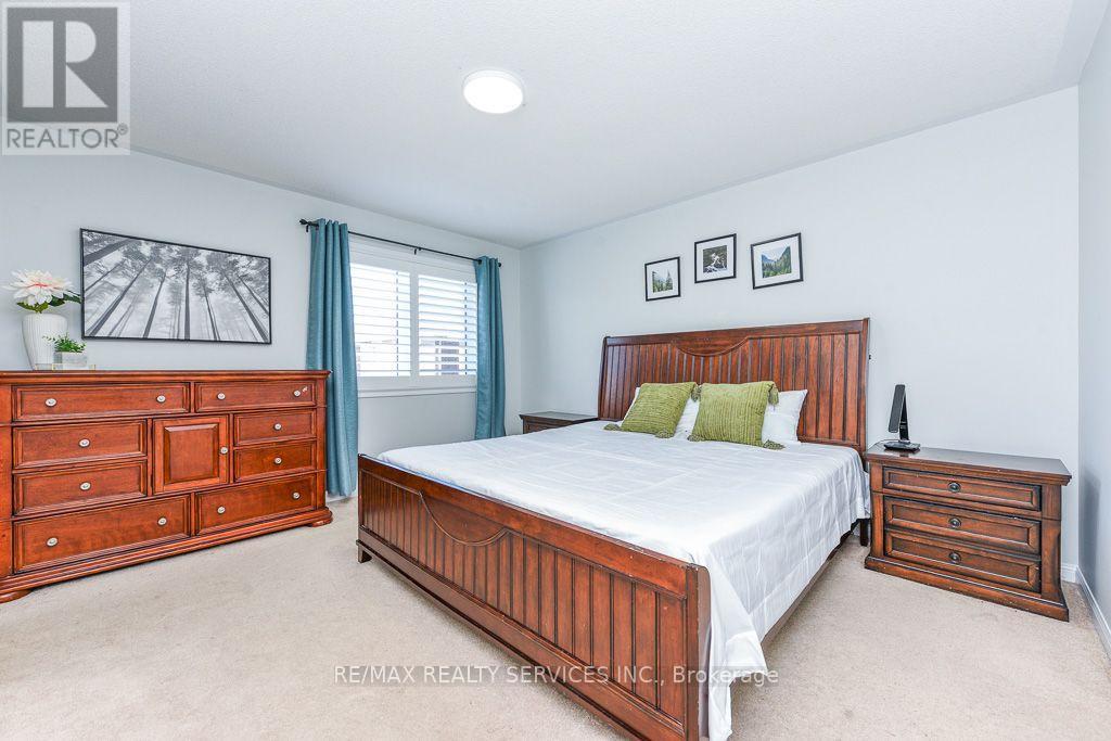 22 Robert Parkinson Drive W, Brampton, Ontario L7A 0Y3 - Photo 21 - W13693704