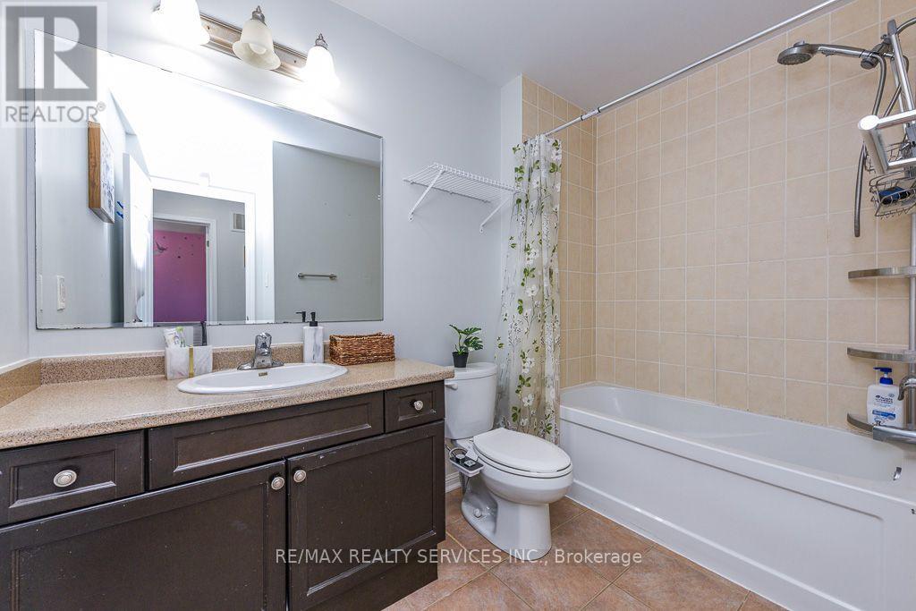 22 Robert Parkinson Drive W, Brampton, Ontario L7A 0Y3 - Photo 24 - W13693704