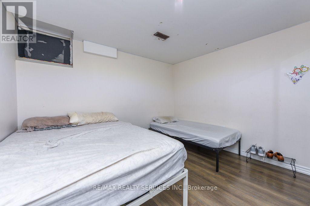 22 Robert Parkinson Drive W, Brampton, Ontario L7A 0Y3 - Photo 36 - W13693704